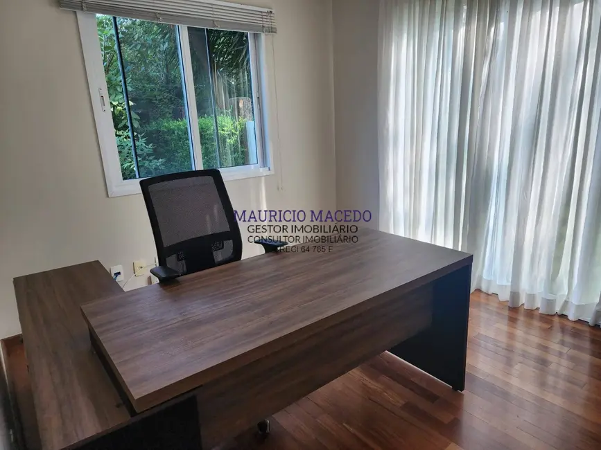 Casa com 4 quartos à venda e para alugar, 508m2 em Alphaville Residencial Plus, Barueri - SP - imagem 4 Foto 4 de Casa com 4 quartos à venda e para alugar, 508m2 em Alphaville Residencial Plus, Barueri - SP