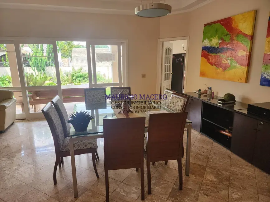 Foto 2 de Casa com 4 quartos para alugar, 377m2 em Alphaville, Santana De Parnaiba - SP