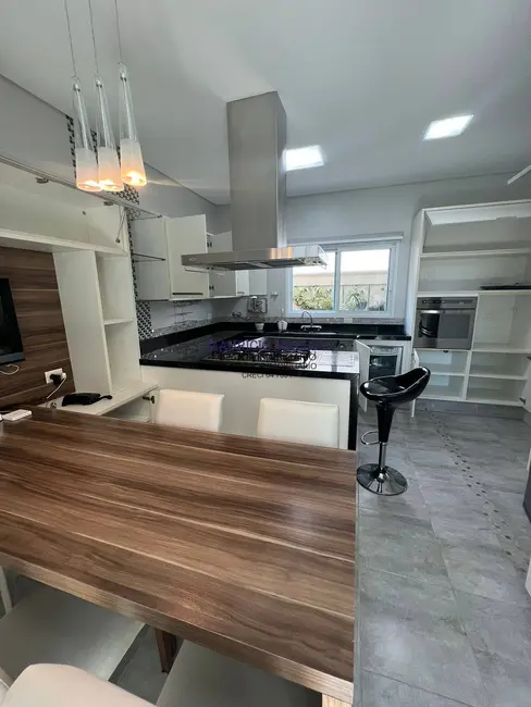Casa com 4 quartos à venda, 450m2 em Alphaville, Santana De Parnaiba - SP - imagem 9 Foto 9 de Casa com 4 quartos à venda, 450m2 em Alphaville, Santana De Parnaiba - SP