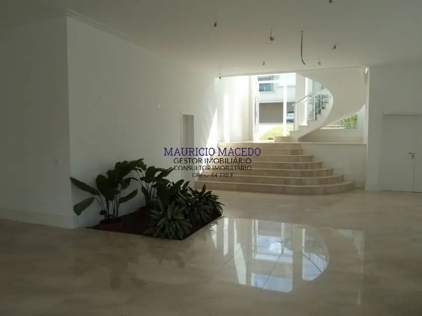 Foto 8 de Casa com 5 quartos para alugar, 703m2 em Santana De Parnaiba - SP