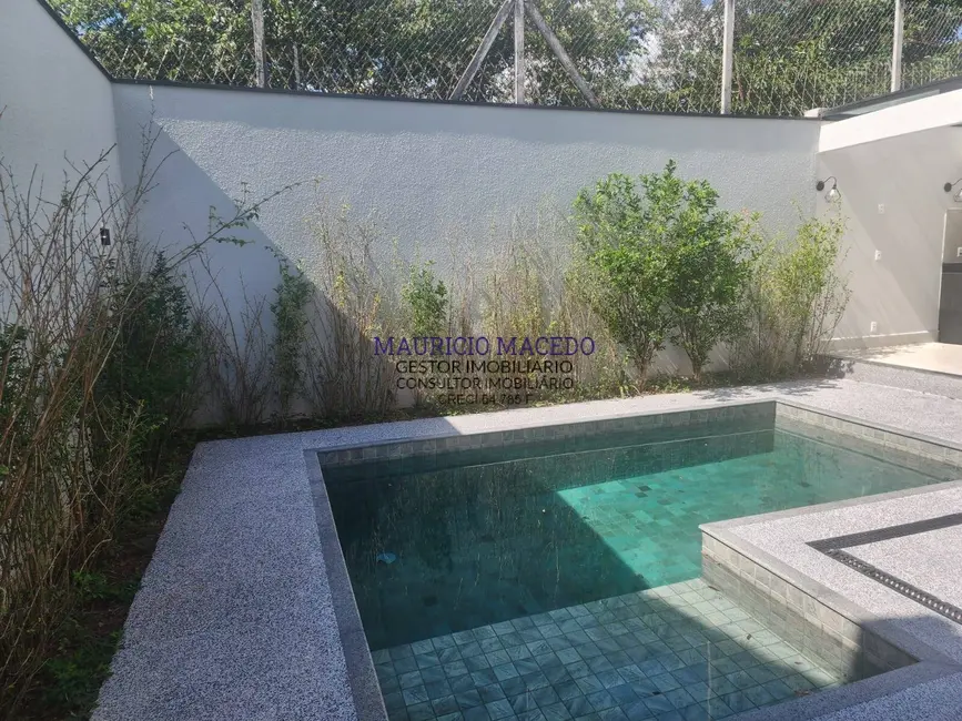 Casa com 4 quartos à venda, 300m2 em Alphaville, Santana De Parnaiba - SP - imagem 4 Foto 4 de Casa com 4 quartos à venda, 300m2 em Alphaville, Santana De Parnaiba - SP