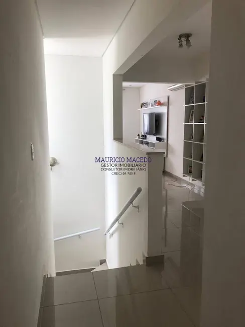 Casa com 4 quartos à venda, 300m2 em Alphaville, Santana De Parnaiba - SP - imagem 3 Foto 3 de Casa com 4 quartos à venda, 300m2 em Alphaville, Santana De Parnaiba - SP