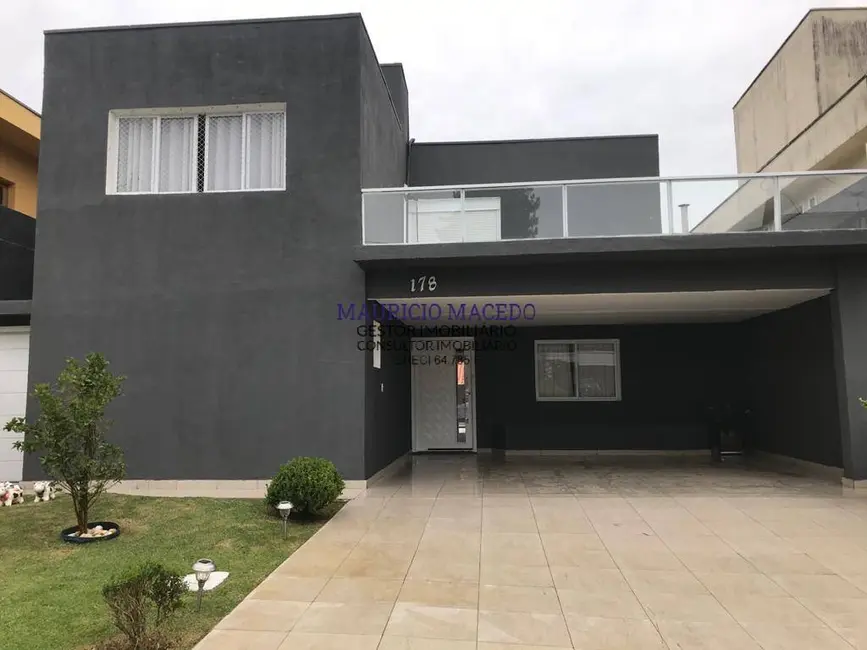 Foto 1 de Casa com 4 quartos à venda, 300m2 em Alphaville, Santana De Parnaiba - SP