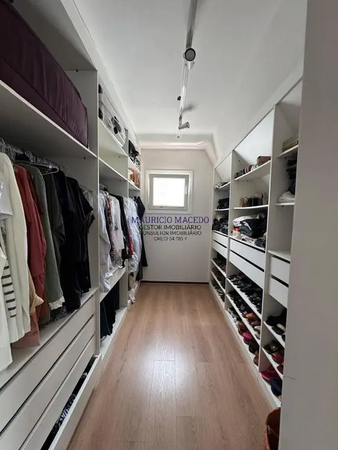 Casa com 5 quartos à venda e para alugar, 652m2 em Alphaville Residencial Dois, Barueri - SP - imagem 8 Foto 8 de Casa com 5 quartos à venda e para alugar, 652m2 em Alphaville Residencial Dois, Barueri - SP