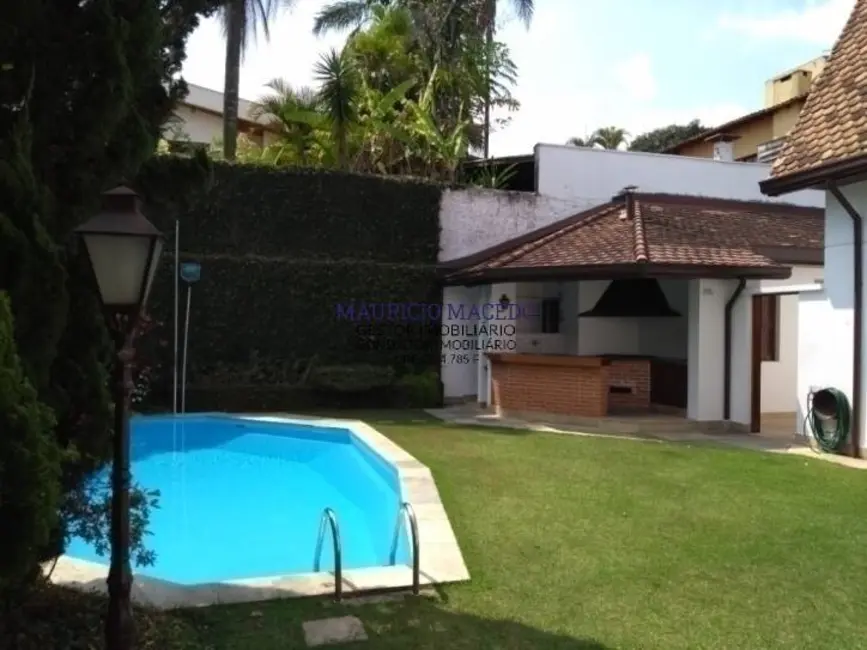 Casa com 5 quartos à venda e para alugar, 652m2 em Alphaville Residencial Dois, Barueri - SP - imagem 4 Foto 4 de Casa com 5 quartos à venda e para alugar, 652m2 em Alphaville Residencial Dois, Barueri - SP