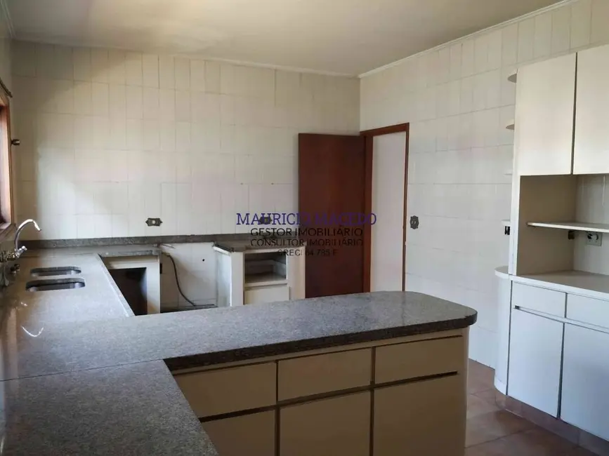 Foto 6 de Casa com 3 quartos para alugar, 384m2 em Alphaville, Santana De Parnaiba - SP