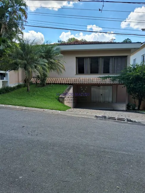 Casa com 3 quartos para alugar, 300m2 em Alphaville, Santana De Parnaiba - SP - imagem 9 Foto 9 de Casa com 3 quartos para alugar, 300m2 em Alphaville, Santana De Parnaiba - SP