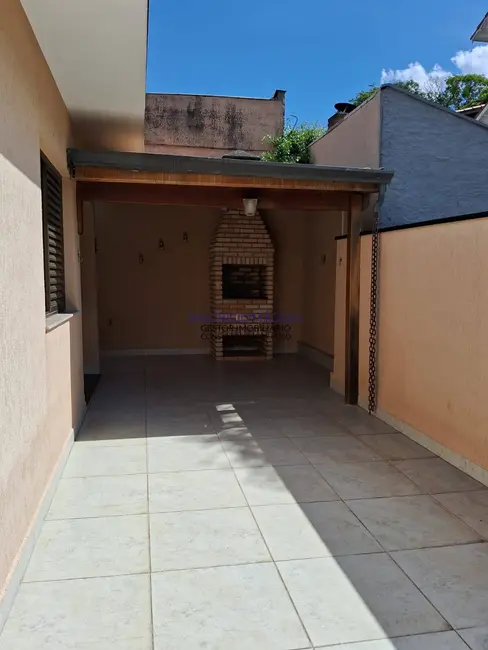 Casa com 3 quartos para alugar, 300m2 em Alphaville, Santana De Parnaiba - SP - imagem 5 Foto 5 de Casa com 3 quartos para alugar, 300m2 em Alphaville, Santana De Parnaiba - SP