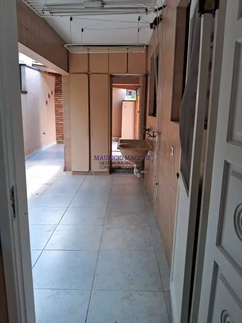 Casa com 3 quartos para alugar, 300m2 em Alphaville, Santana De Parnaiba - SP - imagem 8 Foto 8 de Casa com 3 quartos para alugar, 300m2 em Alphaville, Santana De Parnaiba - SP