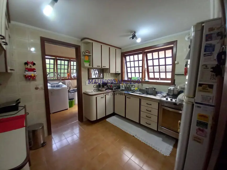 Casa com 3 quartos à venda, 384m2 em Alphaville, Santana De Parnaiba - SP - imagem 4 Foto 4 de Casa com 3 quartos à venda, 384m2 em Alphaville, Santana De Parnaiba - SP