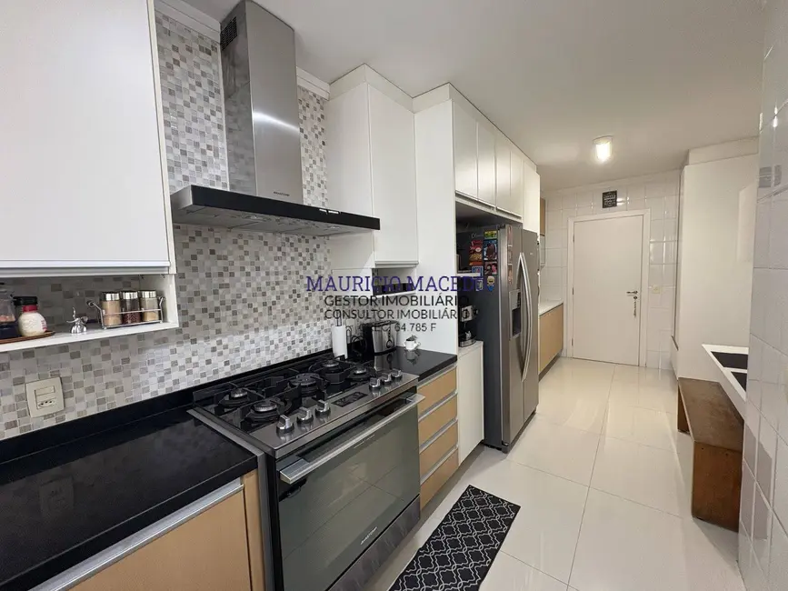 Foto 3 de Apartamento com 3 quartos à venda, 165m2 em Barueri - SP