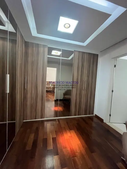 Apartamento com 3 quartos para alugar, 212m2 em Barueri - SP - imagem 7 Foto 7 de Apartamento com 3 quartos para alugar, 212m2 em Barueri - SP