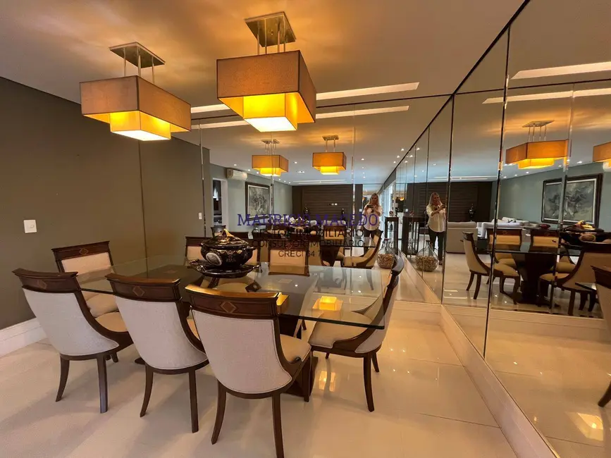 Apartamento com 3 quartos para alugar, 212m2 em Barueri - SP - imagem 2 Foto 2 de Apartamento com 3 quartos para alugar, 212m2 em Barueri - SP