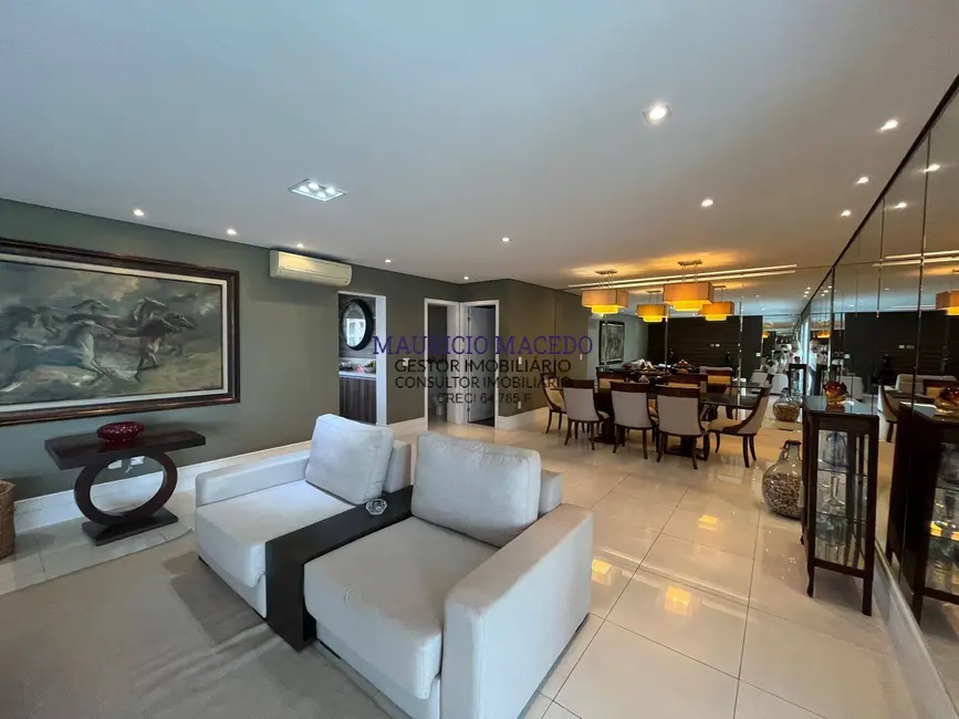 Apartamento com 3 quartos para alugar, 212m2 em Barueri - SP - imagem 1 Foto 1 de Apartamento com 3 quartos para alugar, 212m2 em Barueri - SP