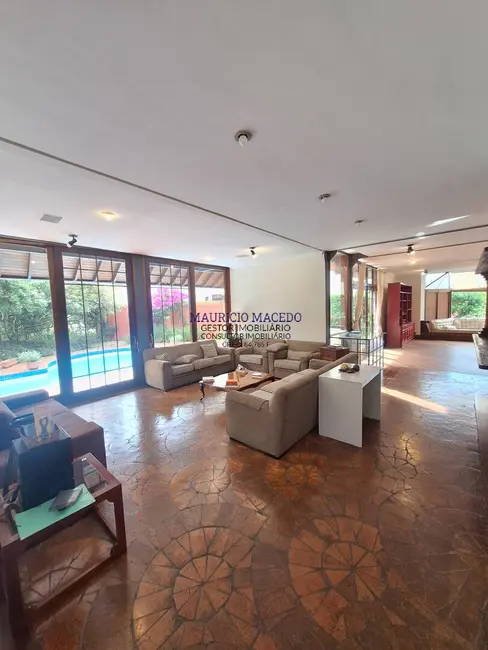 Foto 2 de Casa com 4 quartos para alugar, 600m2 em Alphaville, Santana De Parnaiba - SP