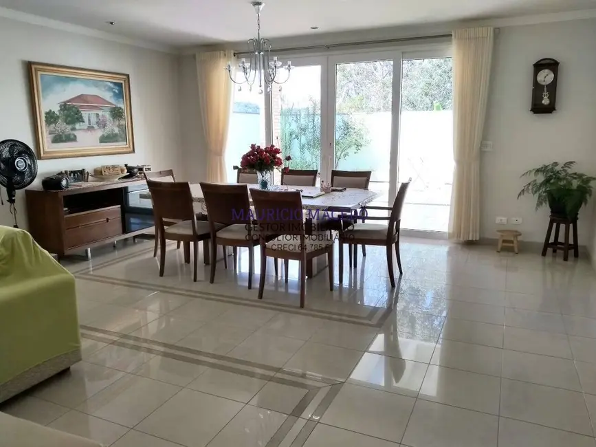 Casa com 4 quartos à venda, 420m2 em Alphaville, Santana De Parnaiba - SP - imagem 5 Foto 5 de Casa com 4 quartos à venda, 420m2 em Alphaville, Santana De Parnaiba - SP