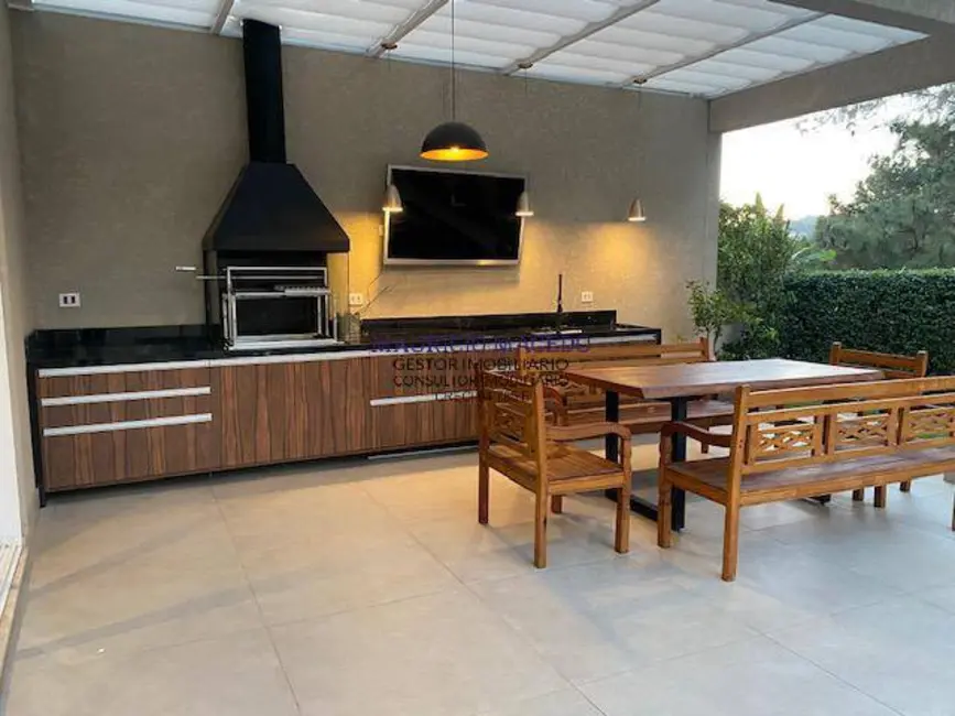 Foto 8 de Casa com 4 quartos para alugar, 360m2 em Alphaville, Santana De Parnaiba - SP