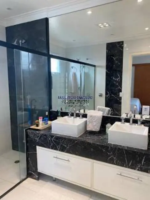 Foto 6 de Casa com 4 quartos para alugar, 360m2 em Alphaville, Santana De Parnaiba - SP