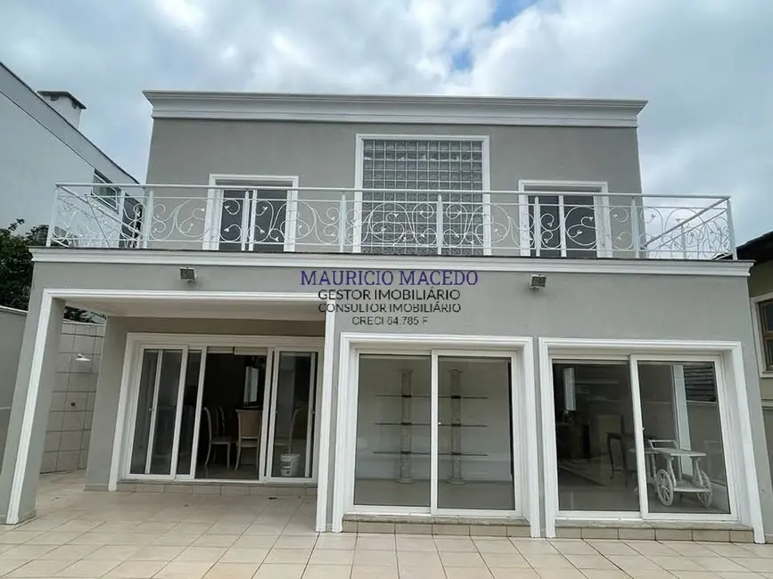 Casa com 4 quartos à venda e para alugar, 385m2 em Alphaville, Santana De Parnaiba - SP - imagem 4 Foto 4 de Casa com 4 quartos à venda e para alugar, 385m2 em Alphaville, Santana De Parnaiba - SP