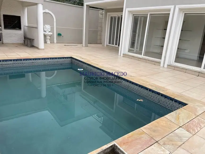 Casa com 4 quartos à venda e para alugar, 385m2 em Alphaville, Santana De Parnaiba - SP - imagem 5 Foto 5 de Casa com 4 quartos à venda e para alugar, 385m2 em Alphaville, Santana De Parnaiba - SP