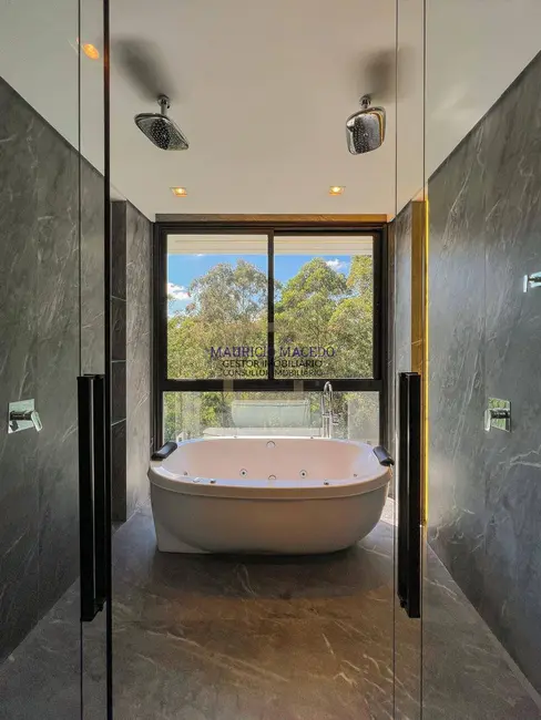 Foto 1 de Casa com 4 quartos à venda, 420m2 em Tamboré, Santana De Parnaiba - SP