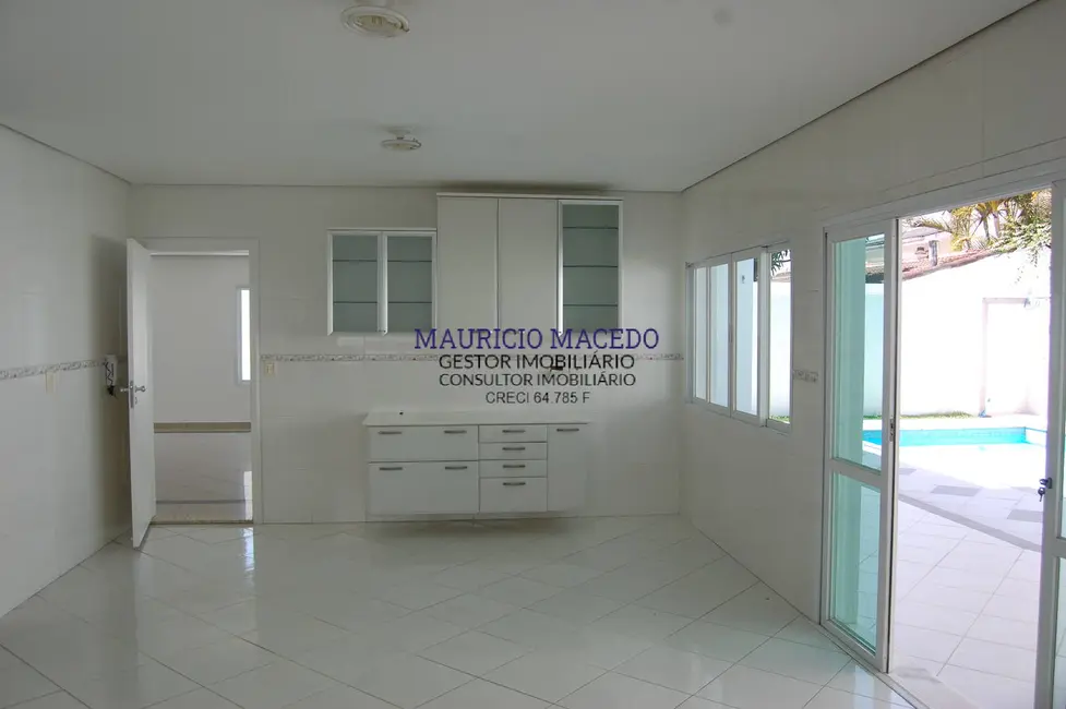 Casa com 4 quartos à venda, 540m2 em Alphaville, Santana De Parnaiba - SP - imagem 3 Foto 3 de Casa com 4 quartos à venda, 540m2 em Alphaville, Santana De Parnaiba - SP