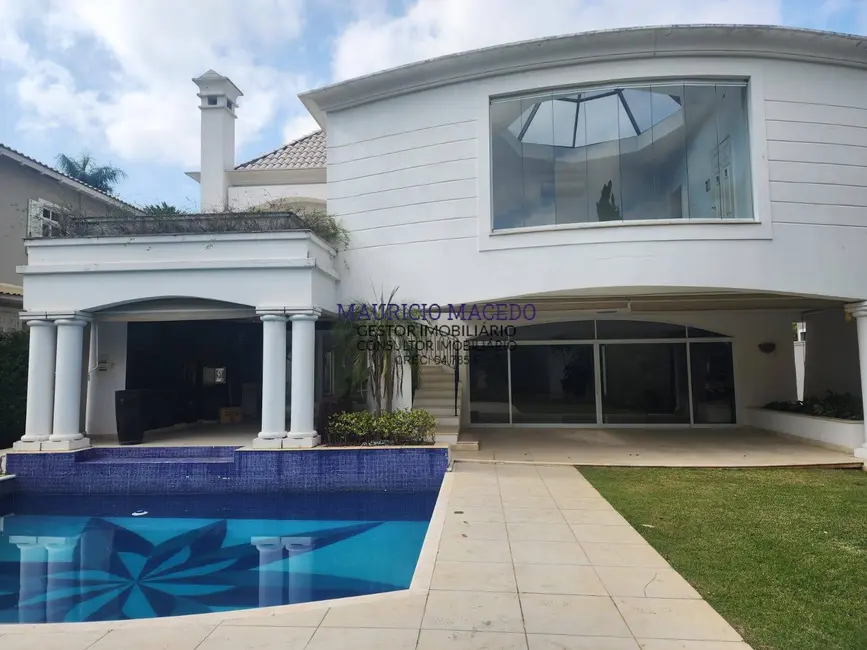 Casa com 4 quartos para alugar, 1046m2 em Barueri - SP - imagem 3 Foto 3 de Casa com 4 quartos para alugar, 1046m2 em Barueri - SP