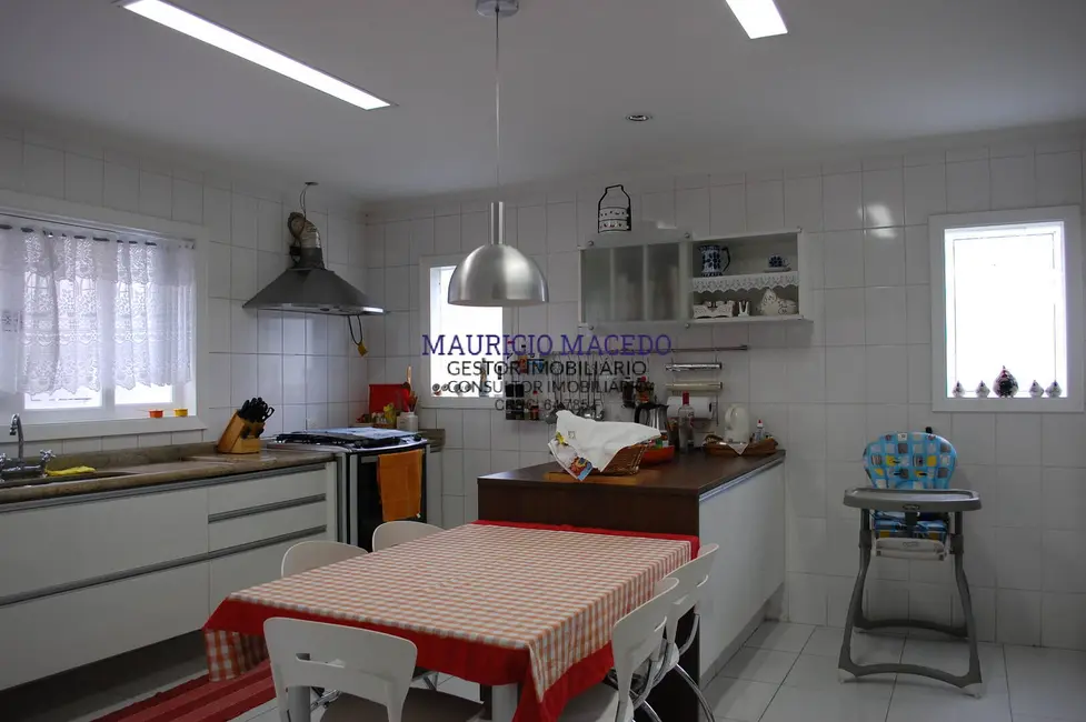 Casa com 4 quartos à venda e para alugar, 480m2 em Alphaville, Santana De Parnaiba - SP - imagem 3 Foto 3 de Casa com 4 quartos à venda e para alugar, 480m2 em Alphaville, Santana De Parnaiba - SP
