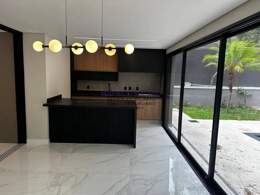 Casa com 6 quartos à venda, 422m2 em Alphaville, Santana De Parnaiba - SP - imagem 5 Foto 5 de Casa com 6 quartos à venda, 422m2 em Alphaville, Santana De Parnaiba - SP