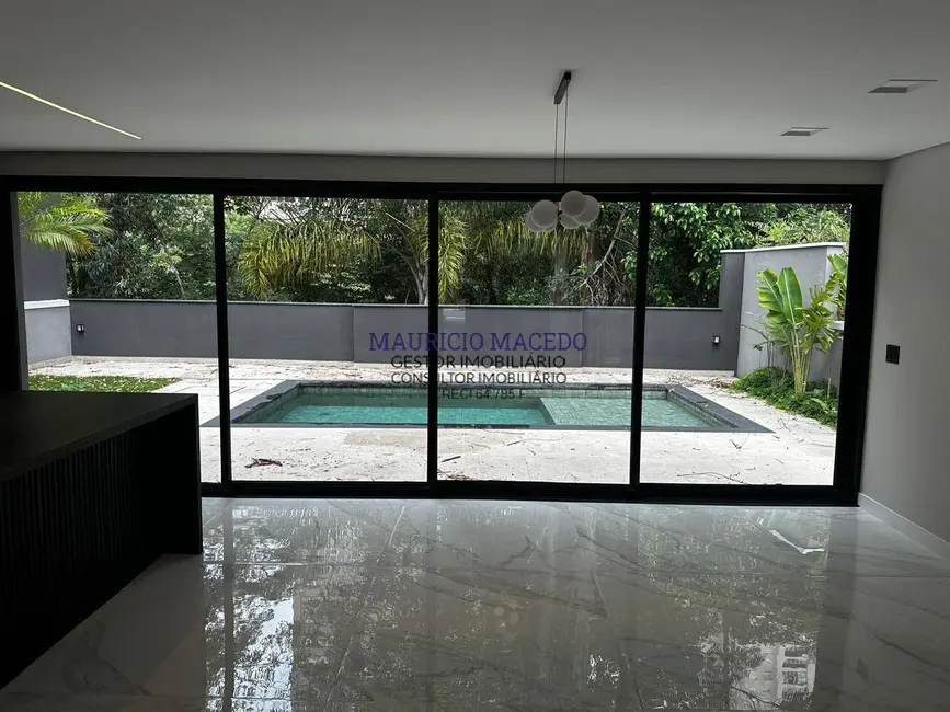 Casa com 6 quartos à venda, 422m2 em Alphaville, Santana De Parnaiba - SP - imagem 4 Foto 4 de Casa com 6 quartos à venda, 422m2 em Alphaville, Santana De Parnaiba - SP