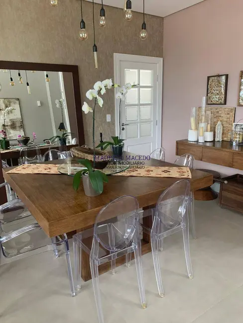 Casa com 4 quartos para alugar, 420m2 em Alphaville, Santana De Parnaiba - SP - imagem 3 Foto 3 de Casa com 4 quartos para alugar, 420m2 em Alphaville, Santana De Parnaiba - SP