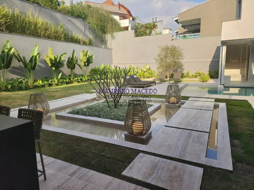 Foto 2 de Casa com 5 quartos à venda, 1200m2 em Alphaville Residencial Um, Barueri - SP