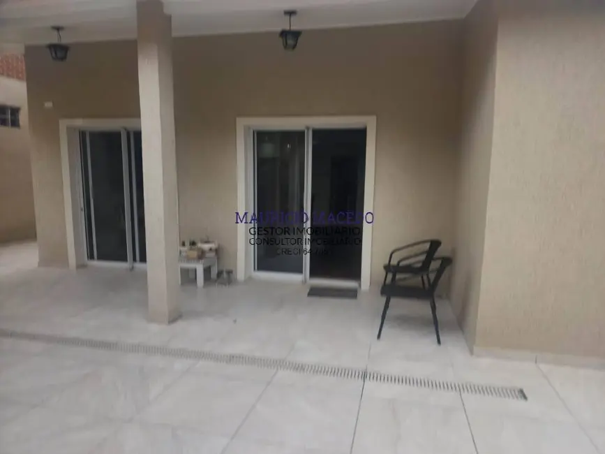 Foto 2 de Casa com 4 quartos à venda, 300m2 em Alphaville, Santana De Parnaiba - SP