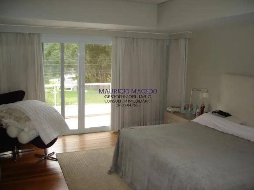 Foto 2 de Casa com 4 quartos à venda e para alugar, 1200m2 em Residencial Tamboré, Barueri - SP