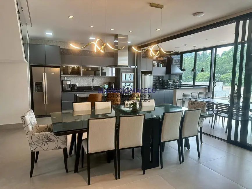 Casa com 3 quartos à venda, 422m2 em Tamboré, Santana De Parnaiba - SP - imagem 9 Foto 9 de Casa com 3 quartos à venda, 422m2 em Tamboré, Santana De Parnaiba - SP