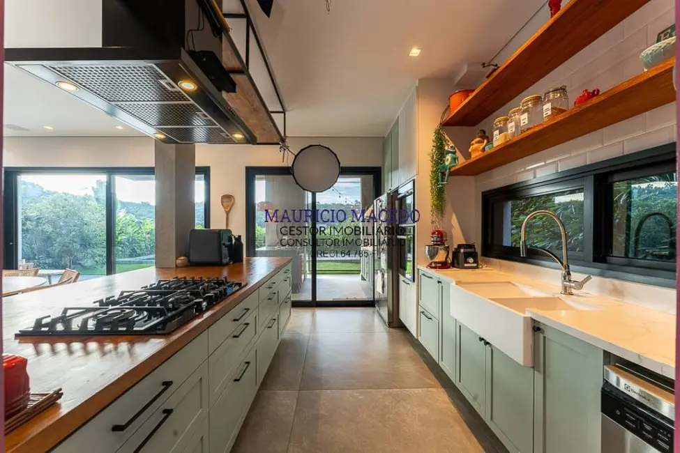 Foto 3 de Casa com 4 quartos à venda, 420m2 em Barueri - SP