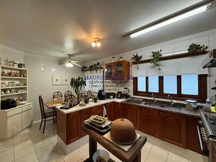Casa com 4 quartos à venda, 420m2 em Alphaville, Santana De Parnaiba - SP - imagem 9 Foto 9 de Casa com 4 quartos à venda, 420m2 em Alphaville, Santana De Parnaiba - SP
