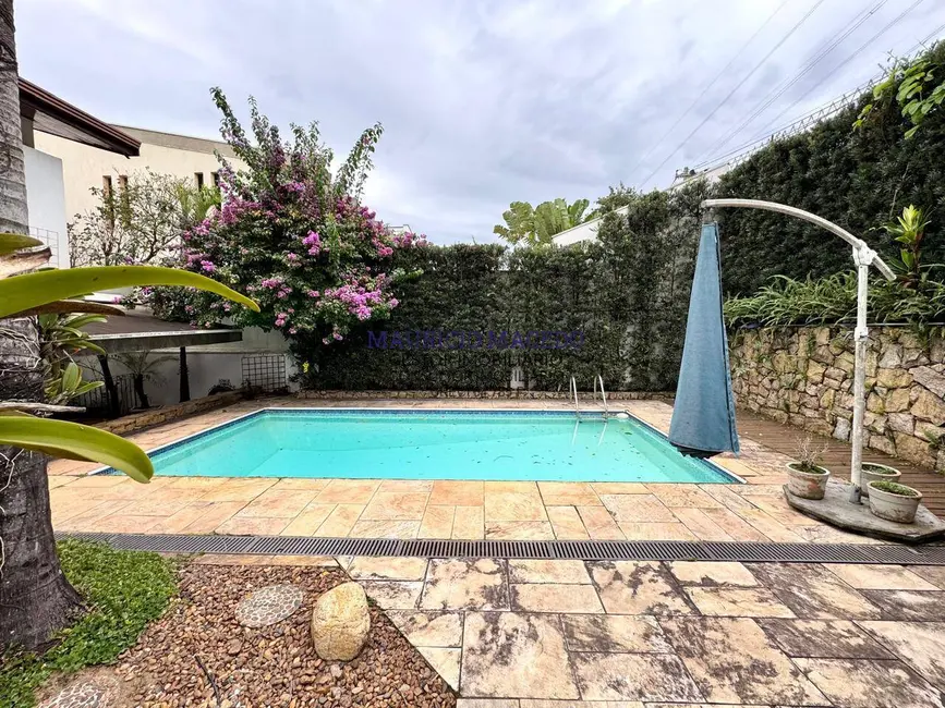 Casa com 4 quartos à venda, 420m2 em Alphaville, Santana De Parnaiba - SP - imagem 2 Foto 2 de Casa com 4 quartos à venda, 420m2 em Alphaville, Santana De Parnaiba - SP