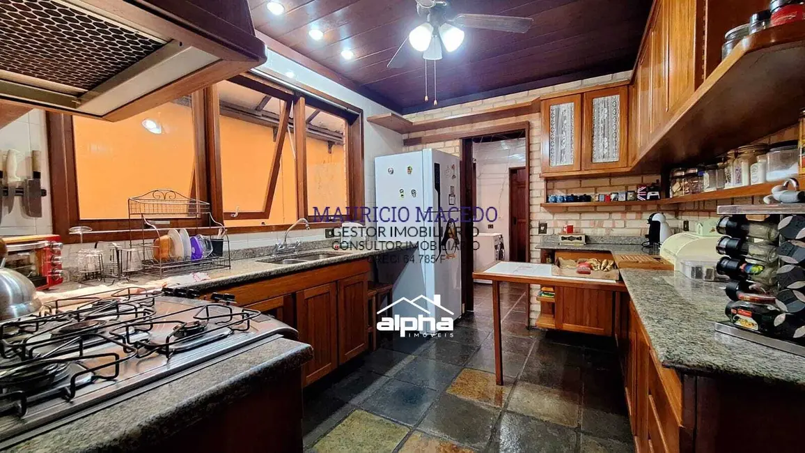 Casa com 3 quartos à venda, 360m2 em Alphaville, Santana De Parnaiba - SP - imagem 8 Foto 8 de Casa com 3 quartos à venda, 360m2 em Alphaville, Santana De Parnaiba - SP