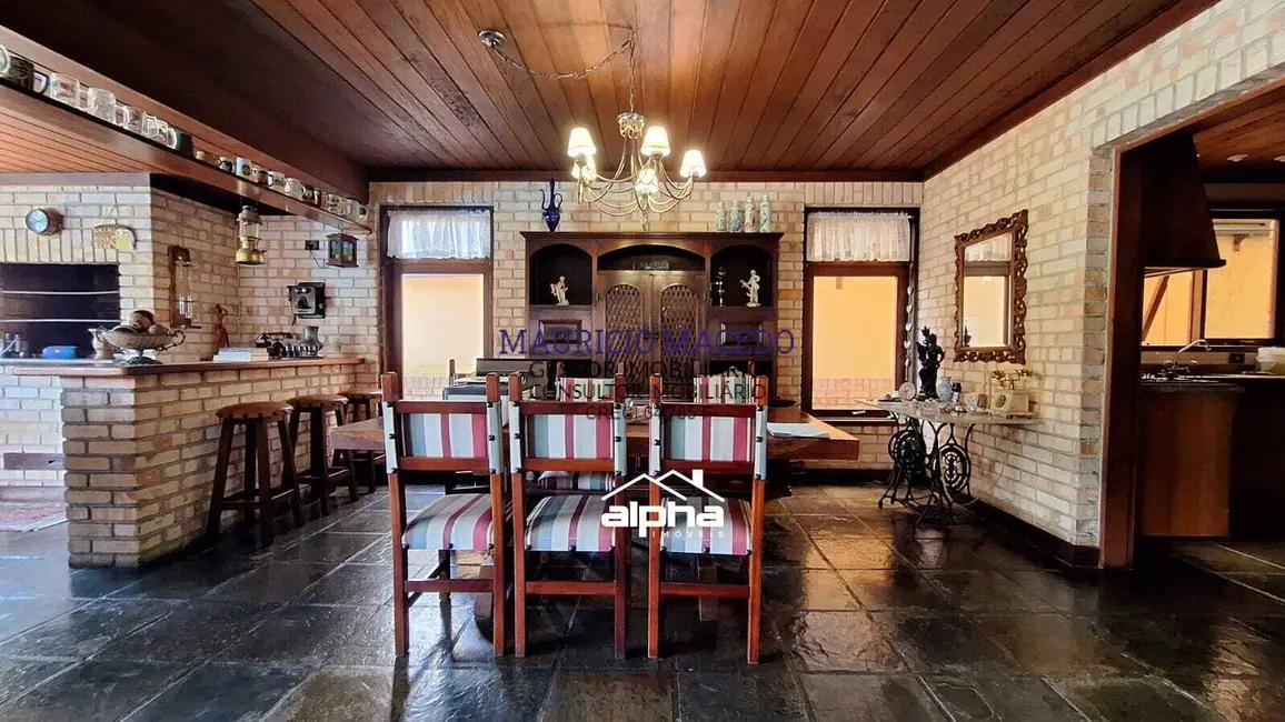 Casa com 3 quartos à venda, 360m2 em Alphaville, Santana De Parnaiba - SP - imagem 6 Foto 6 de Casa com 3 quartos à venda, 360m2 em Alphaville, Santana De Parnaiba - SP