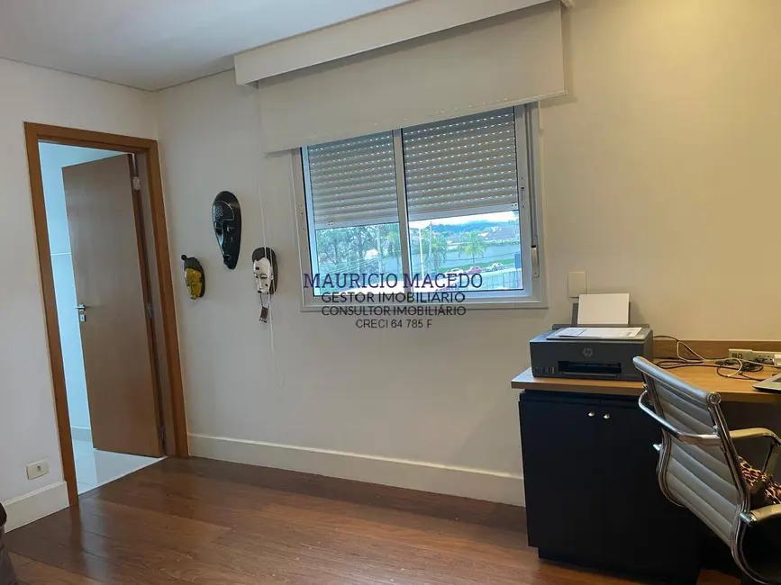 Foto 8 de Apartamento com 3 quartos à venda, 245m2 em Barueri - SP