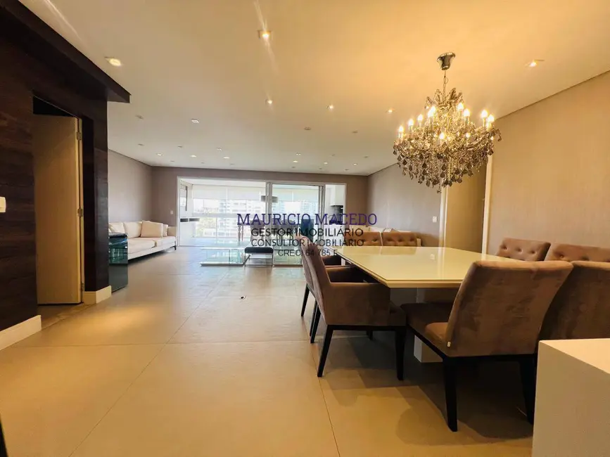 Foto 1 de Apartamento com 3 quartos para alugar, 220m2 em Alphaville Conde I, Barueri - SP