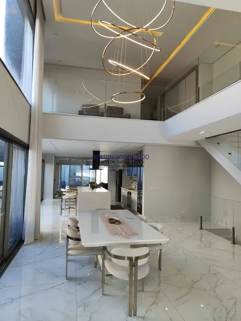 Casa com 4 quartos à venda, 560m2 em Alphaville, Santana De Parnaiba - SP - imagem 3 Foto 3 de Casa com 4 quartos à venda, 560m2 em Alphaville, Santana De Parnaiba - SP