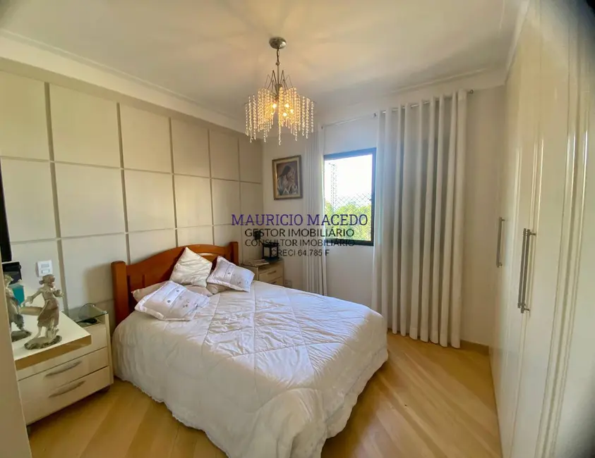 Foto 9 de Apartamento com 3 quartos à venda, 220m2 em Barueri - SP