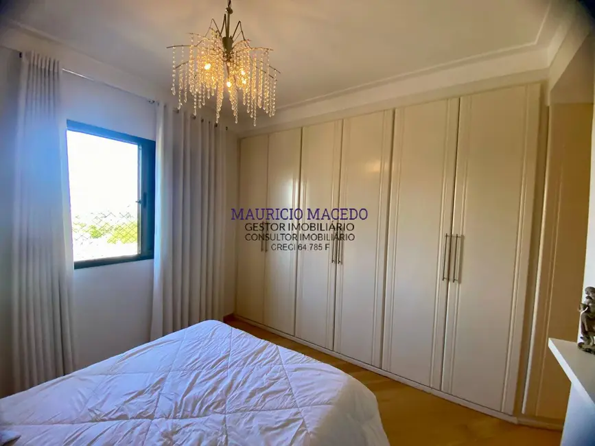 Foto 6 de Apartamento com 3 quartos à venda, 220m2 em Barueri - SP