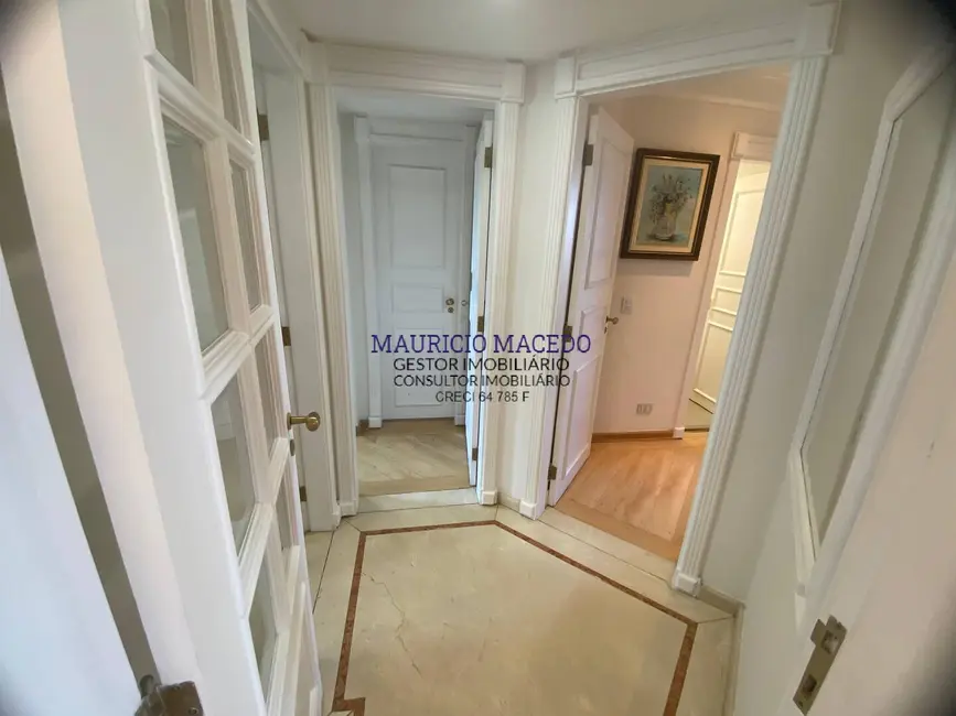 Foto 3 de Apartamento com 3 quartos à venda, 220m2 em Barueri - SP