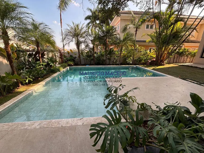 Foto 1 de Casa com 5 quartos à venda, 600m2 em Alphaville, Santana De Parnaiba - SP