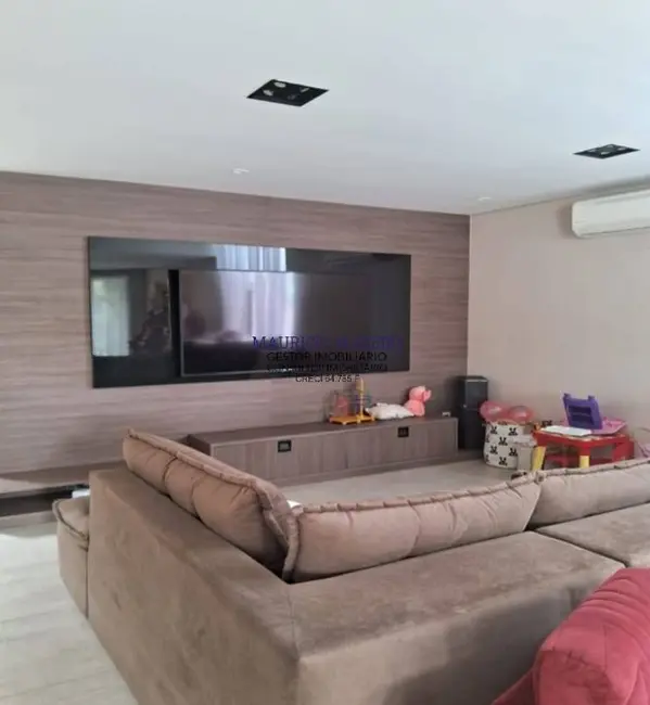 Casa com 4 quartos à venda e para alugar, 640m2 em Paiol Velho, Santana De Parnaiba - SP - imagem 8 Foto 8 de Casa com 4 quartos à venda e para alugar, 640m2 em Paiol Velho, Santana De Parnaiba - SP