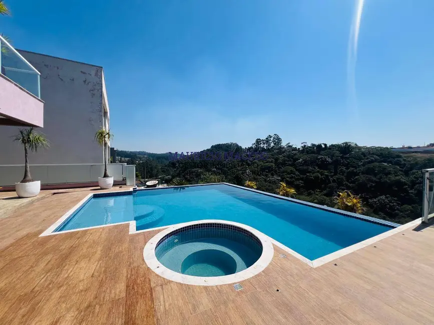 Casa com 5 quartos para alugar, 750m2 em Paiol Velho, Santana De Parnaiba - SP - imagem 9 Foto 9 de Casa com 5 quartos para alugar, 750m2 em Paiol Velho, Santana De Parnaiba - SP