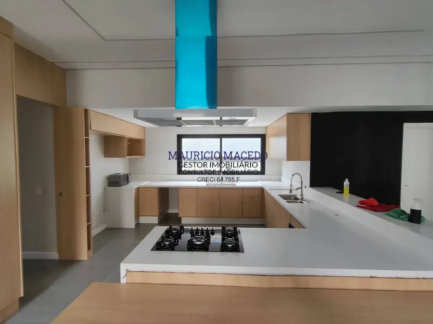 Casa com 5 quartos à venda e para alugar, 560m2 em Alphaville Residencial Dois, Barueri - SP - imagem 7 Foto 7 de Casa com 5 quartos à venda e para alugar, 560m2 em Alphaville Residencial Dois, Barueri - SP